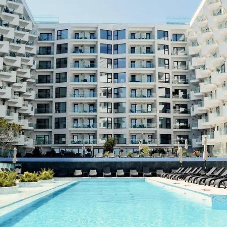 Apartamento Soleil Anne Std In Infinity Pool & Mamaia