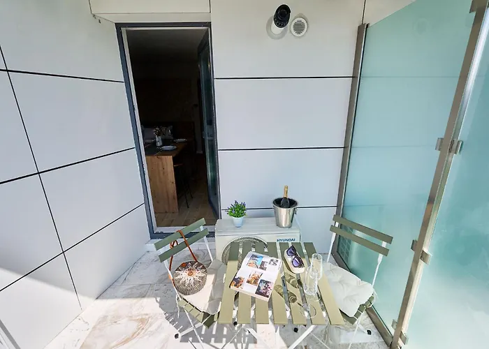 Soleil Anne Std - Infinity Pool & *